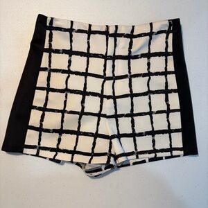 fab'rik B&W Grid High Waist Shorts